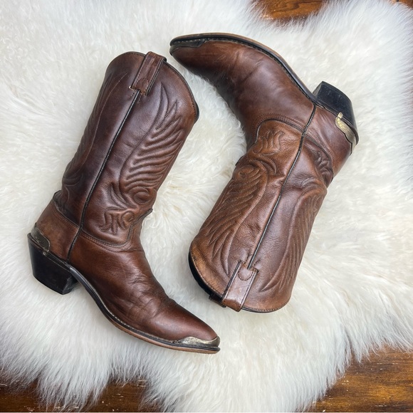 Vintage Shoes - Vintage brown/tan leather cowboy boots with metal toe & heel decorative accents
